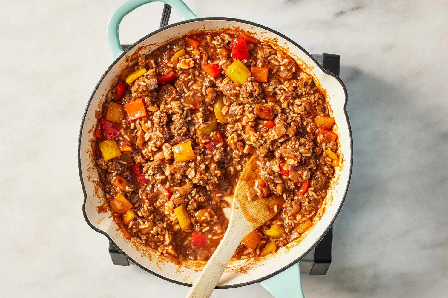 pot of unstuffed pepper ingredients