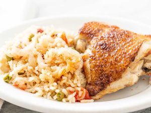 Easy Slow Cooker Chicken and Rice Casserole