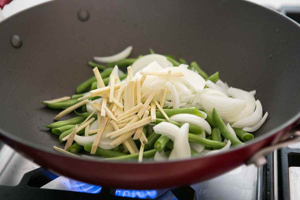 stir-fried-green-beans-ginger-method-2