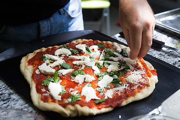 grilled-pizza-method-600-12