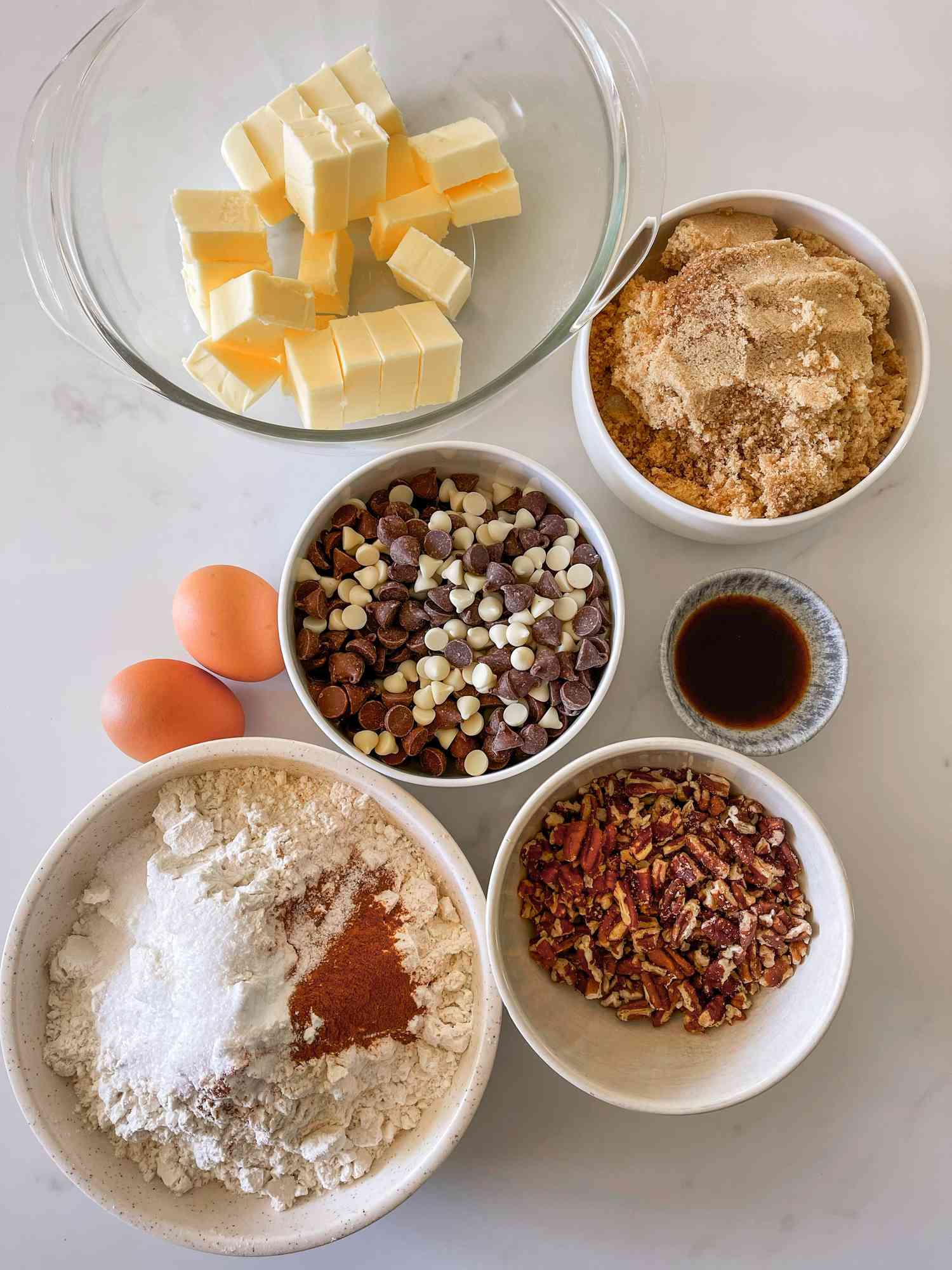 Ingredients to make Donna Kelce's cookies