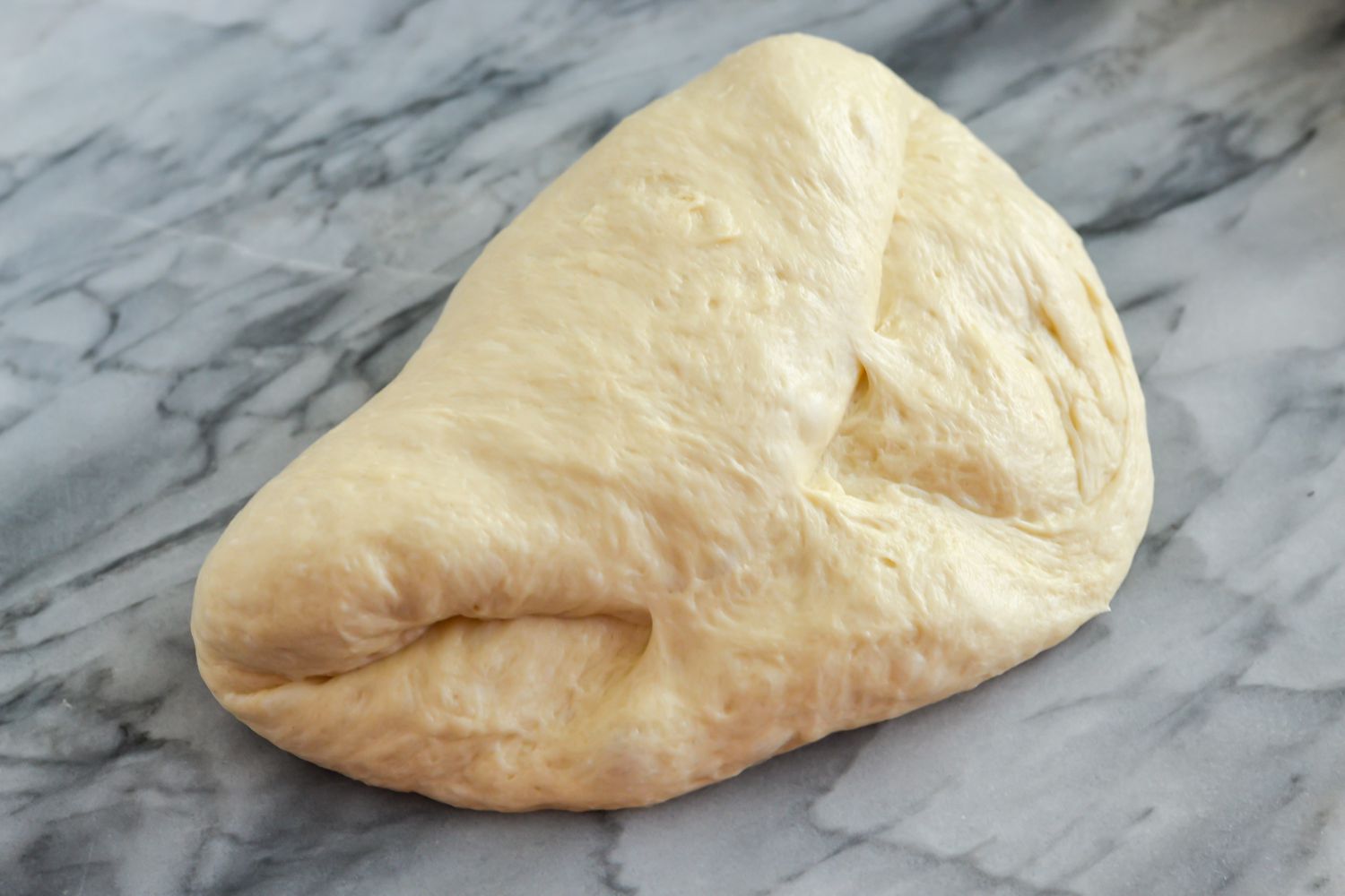 Knead dough for Salara