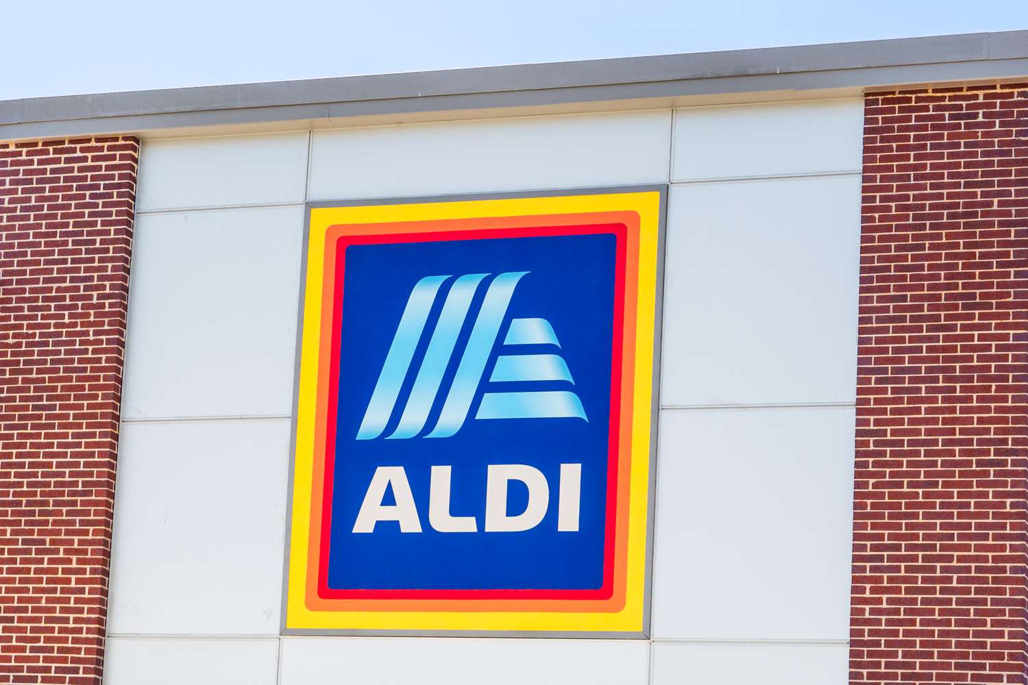 ALDI sign on a storefront