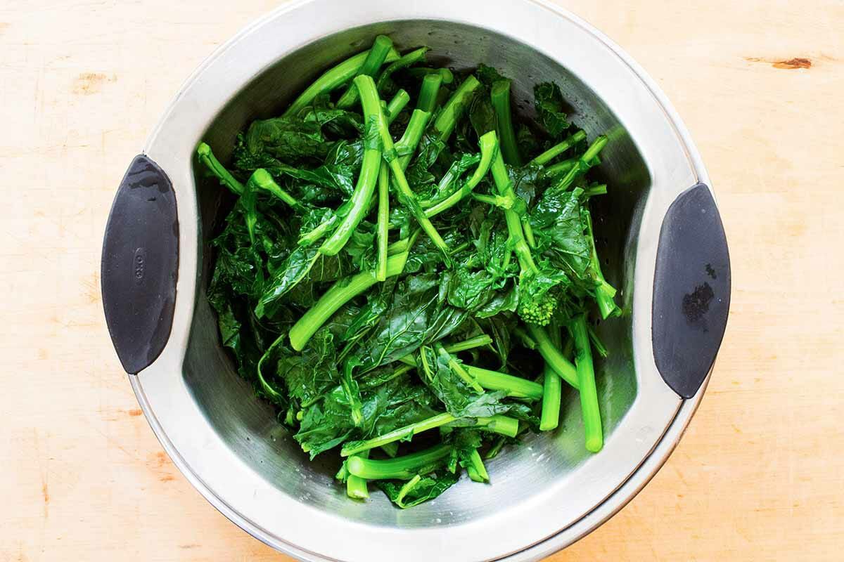 Rapini with White Beans and Lemon