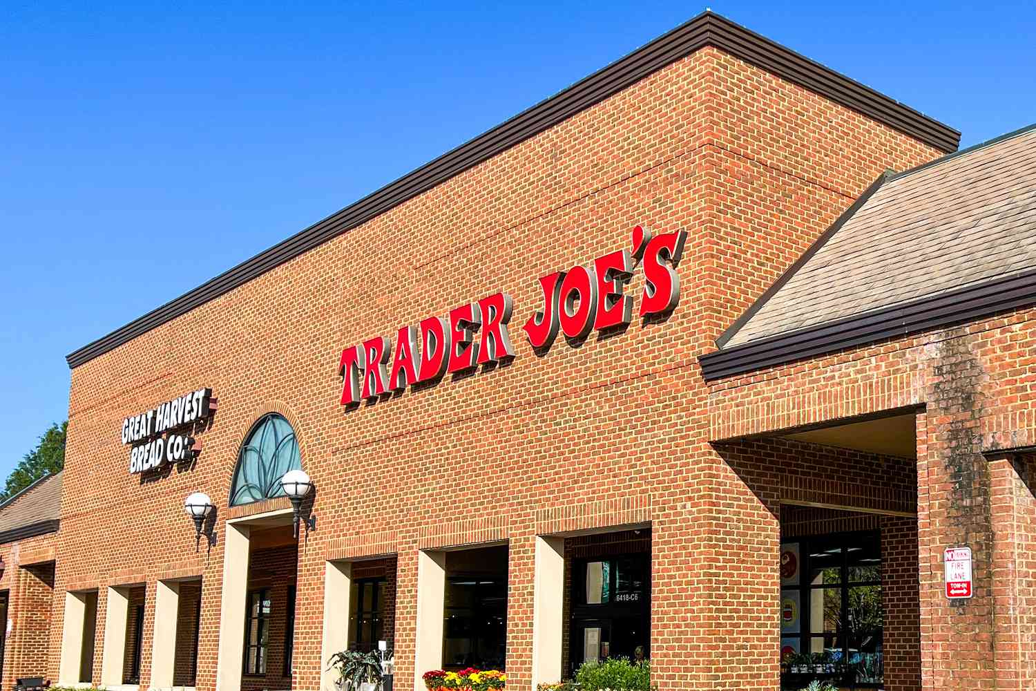 Outside view of a Trader Joe's storefront