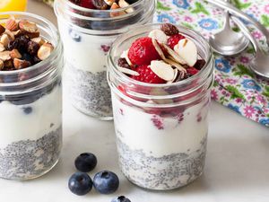 Grab-and-Go Oatmeal Chia Cups