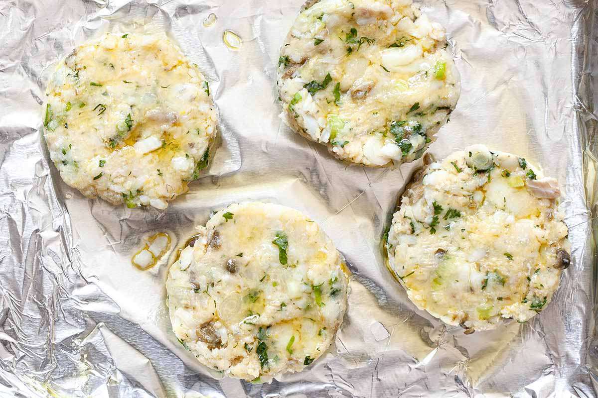 Freezer Friendly Fish Cakes - fish cakes with herbs and lemon