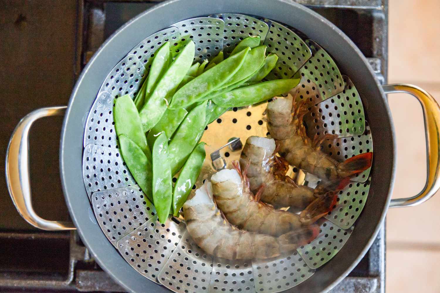 Snow Peas and Shrimp Steamed for Chirashi Bowl Recipe