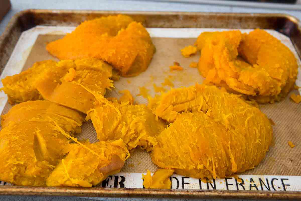 remove peel from roasted pumpkins