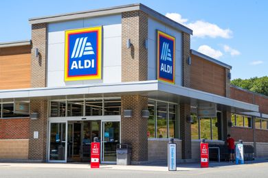 aldi store front