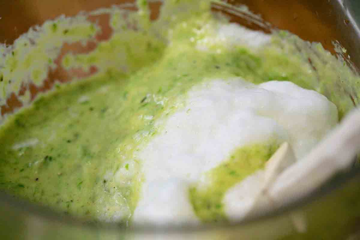 fold egg whites into asparagus mixture