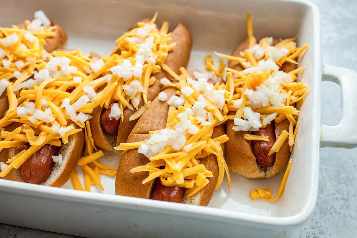 Hot Dog Recipe with Cheese assemble the dogs