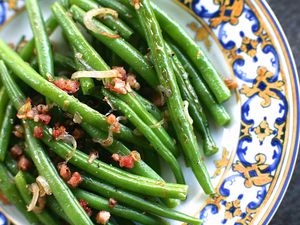 Green Beans with Shallots and Pancetta