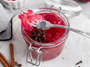 easy pickled red onions 