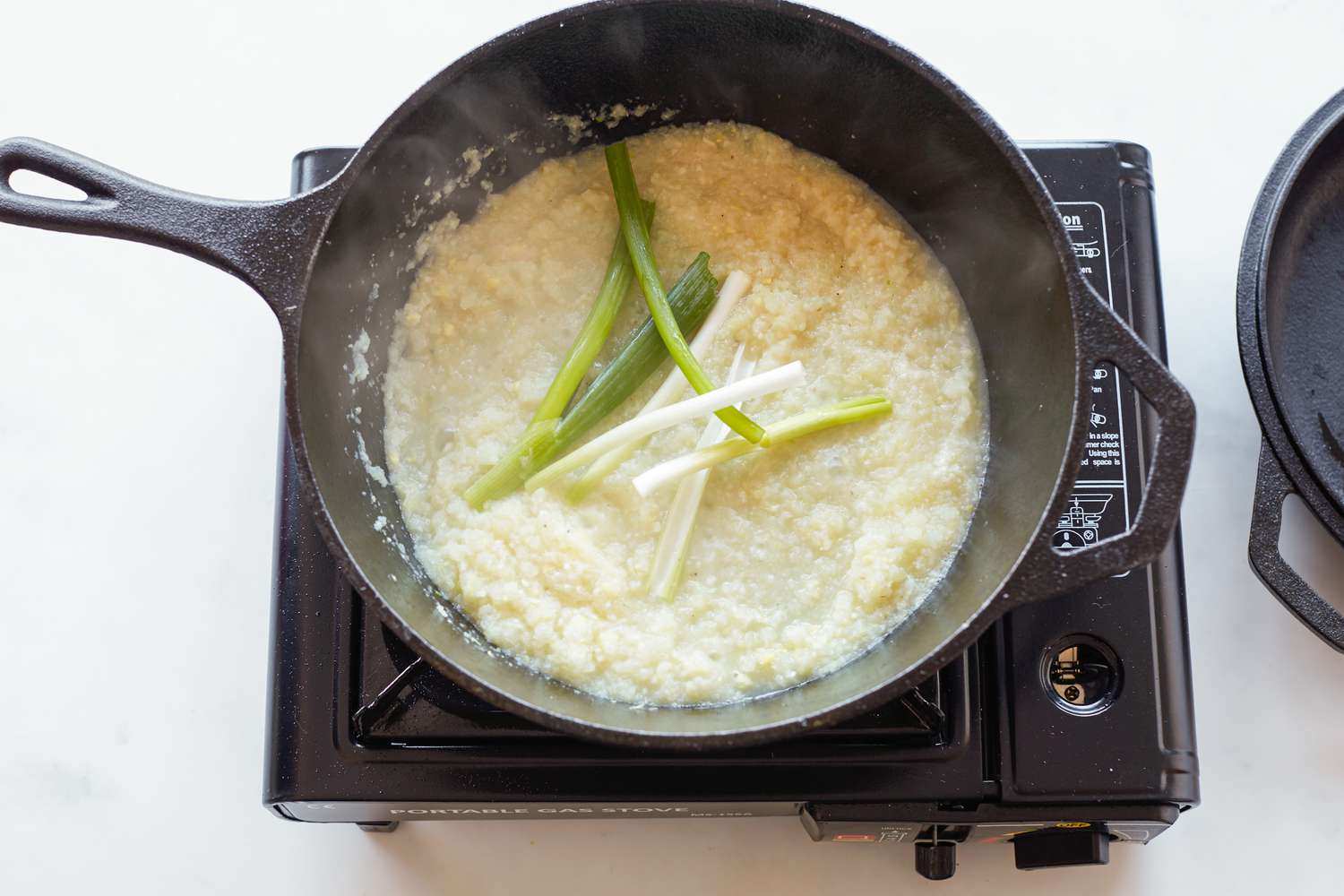 Braising liquid and ribs to make shortcut Korean braised short ribs 