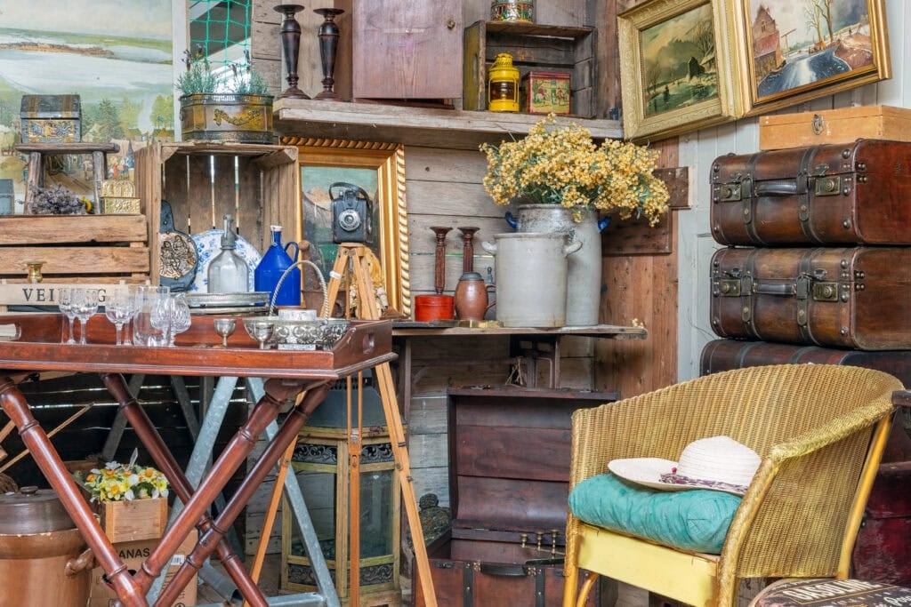 furniture in antique stall for article best places to sell antiques